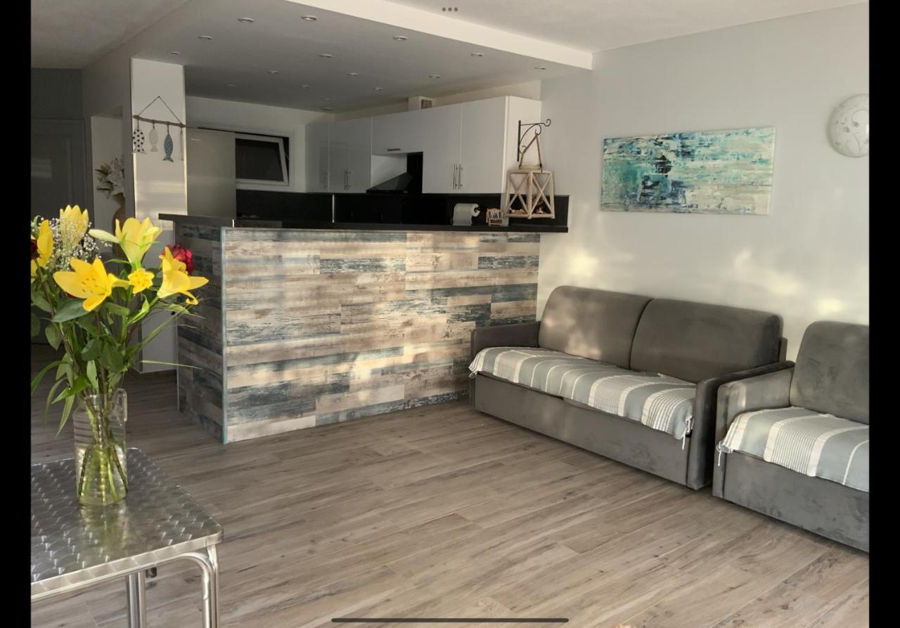 Le Zephyr, Superbe Appartement A La Corniche Avec Parking Sete Exterior photo
