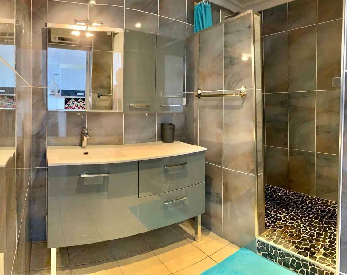 Le Zephyr, Superbe Appartement A La Corniche Avec Parking Sete Exterior photo
